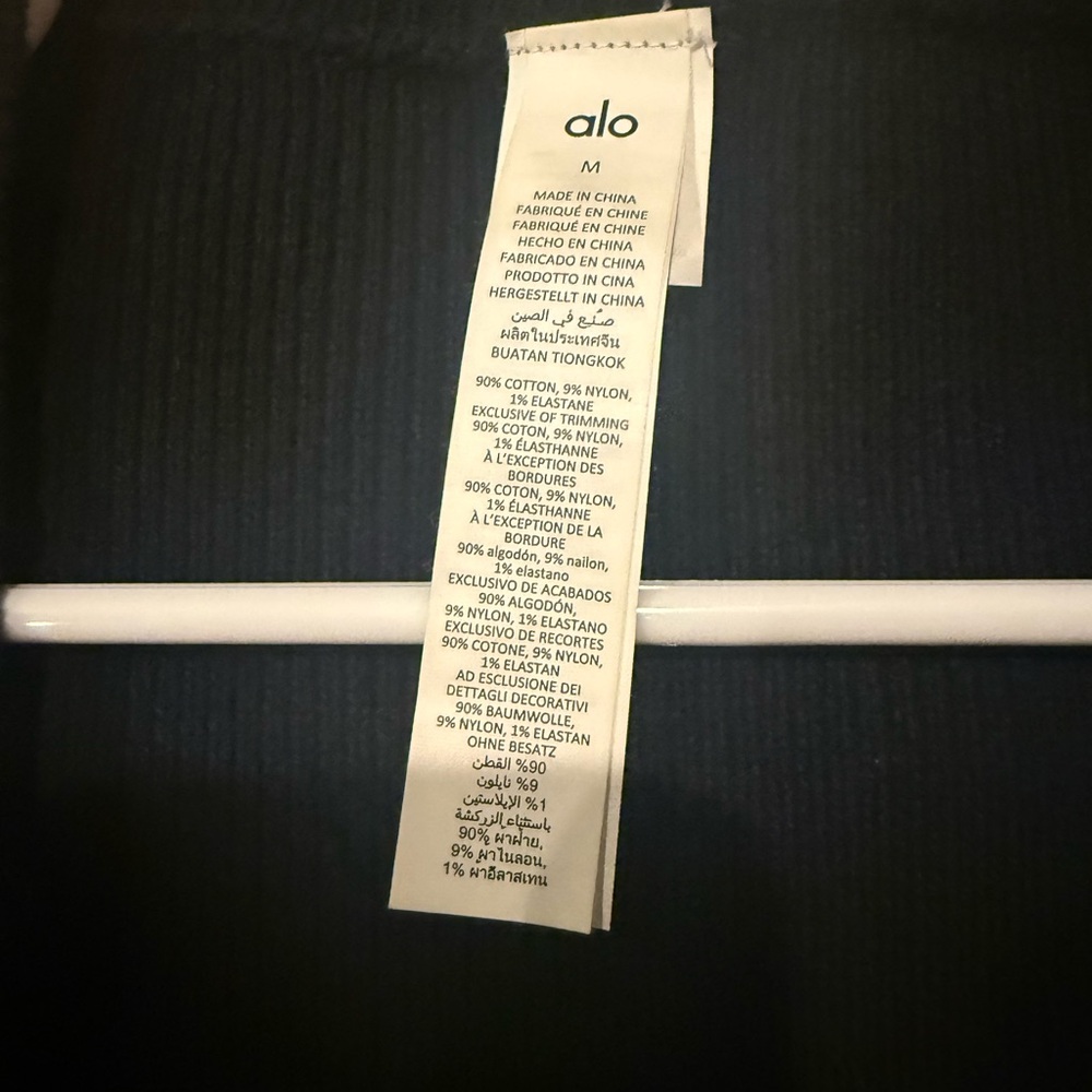 Alo Scholar Cardigan Black - Medium - Picture 5 of 7